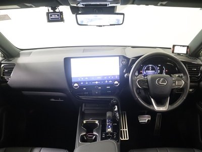 LEXUS NX - 4