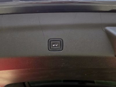 2021 Cadillac ESCALADE 5TH GENERATION — миниатюра 31
