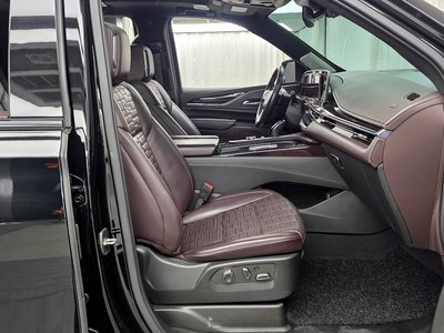 2021 Cadillac ESCALADE 5TH GENERATION — миниатюра 17