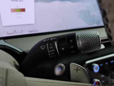 2025 Genesis GV80 — миниатюра 27