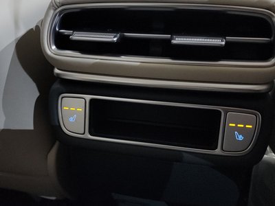 2025 Genesis GV80 — миниатюра 32