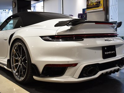 PORSCHE 911 - 9