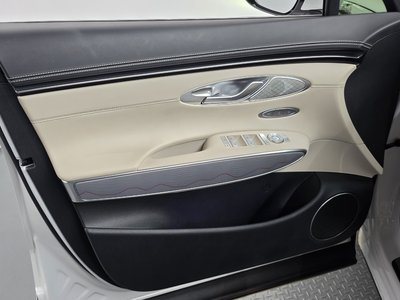 صورة مصغرة 14 لـ 2023 Genesis GV70