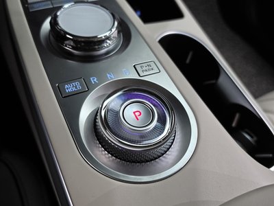 صورة مصغرة 12 لـ 2023 Genesis GV70