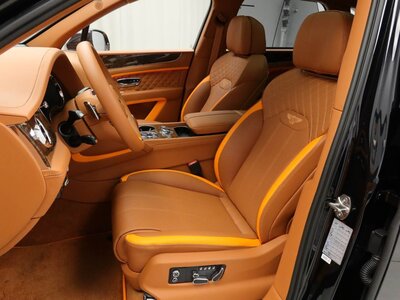 BENTLEY BENTAYGA - 6