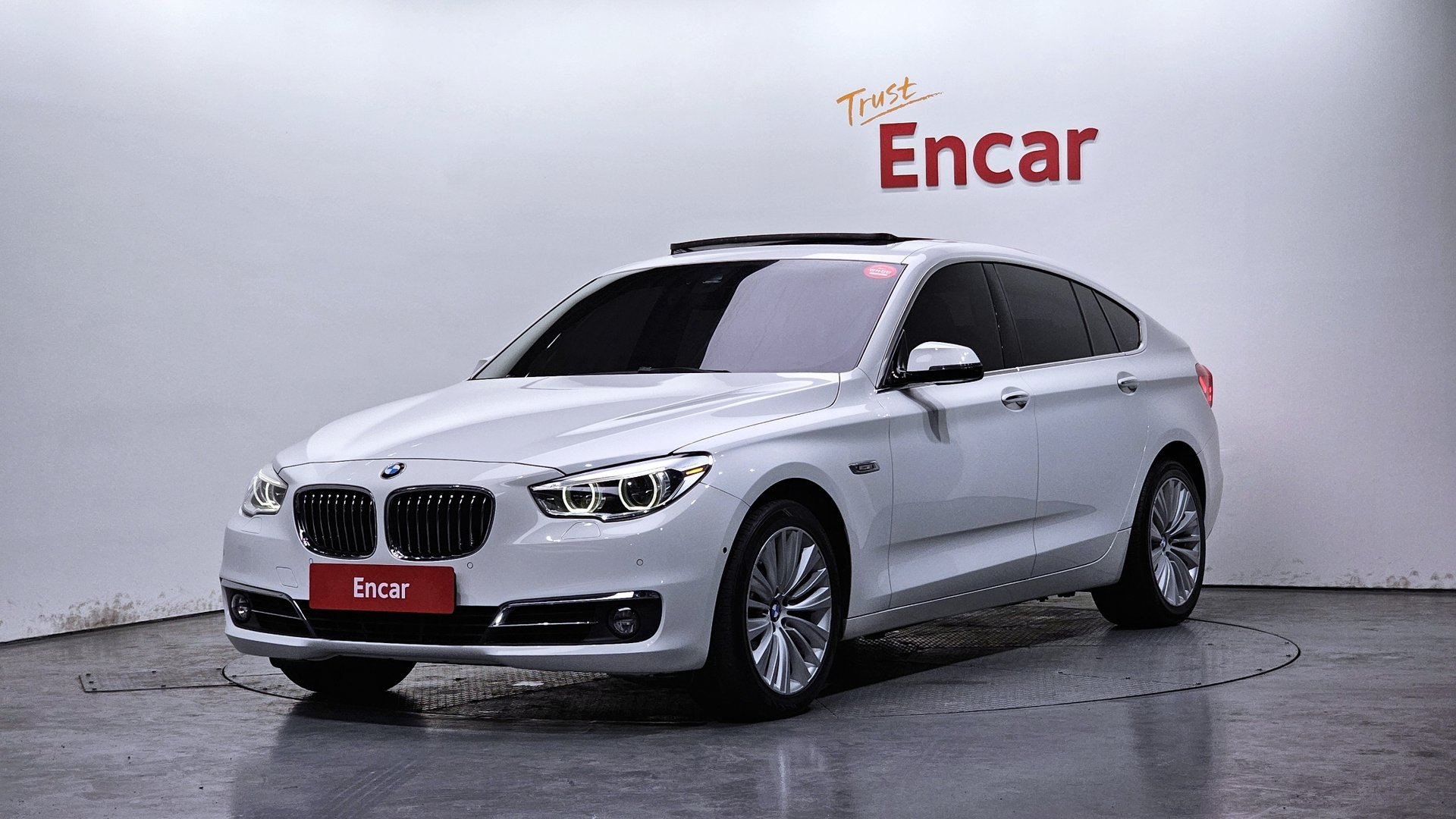 BMW 5 SERIES GT - View 1