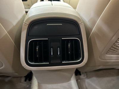 2020 Maserati LEVANTE — миниатюра 35