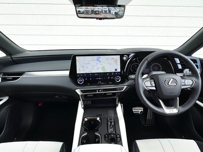 صورة مصغرة 76 لـ 2025 Lexus RX
