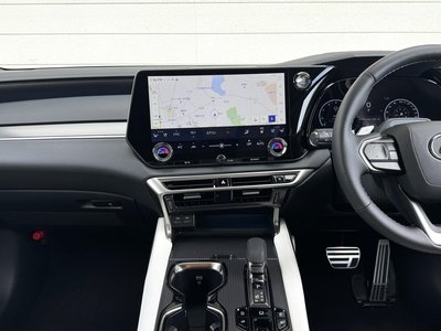 صورة مصغرة 77 لـ 2025 Lexus RX