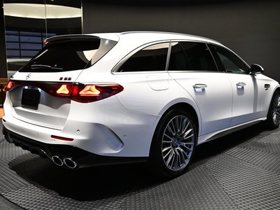 MERCEDES-BENZ E-CLASS WAGON AMG - 5