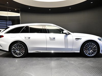 MERCEDES-BENZ E-CLASS WAGON AMG - 4