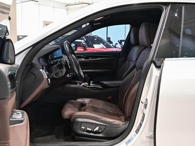 BMW 6 SERIES GT - 10