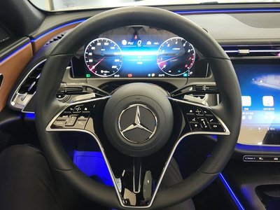 MERCEDES-BENZ E-CLASS - 7