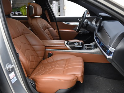 2023 BMW 7 SERIES photo 10
