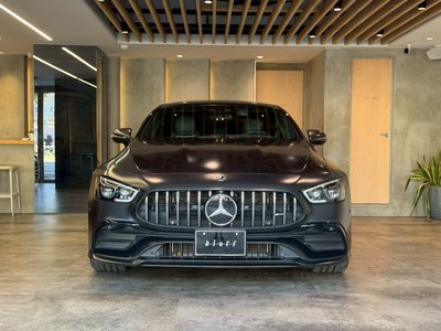 MERCEDES-BENZ GT 4-DOOR COUPE AMG