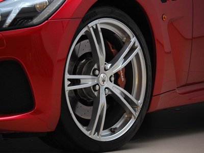 MASERATI GRANTURISMO - 3