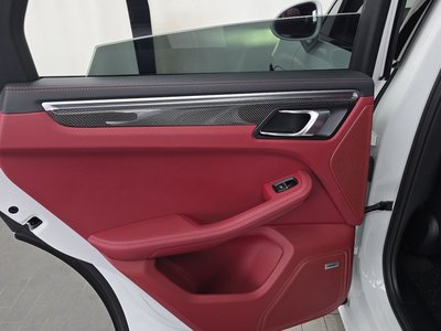 صورة مصغرة 15 لـ 2022 Porsche MACAN