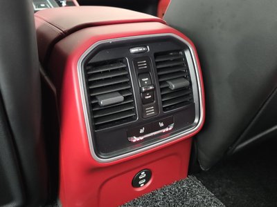صورة مصغرة 25 لـ 2022 Porsche MACAN