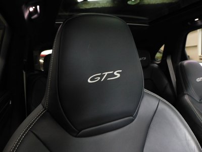 2021 Porsche CAYENNE — миниатюра 13