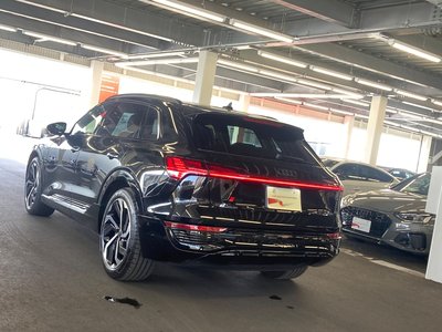 AUDI Q8 E-TRON - 5