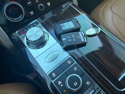 2018 LAND Rover RANGE ROVER photo 9
