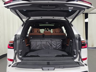 2024 BMW X7 thumbnail 26