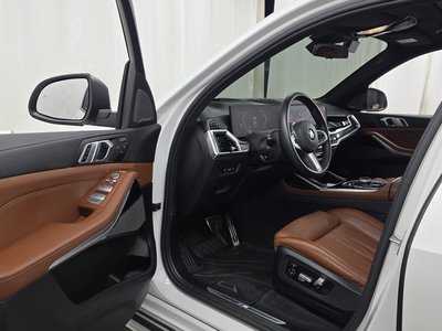 2024 BMW X7 thumbnail 13