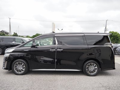 2021 Toyota VELLFIRE — фото 8