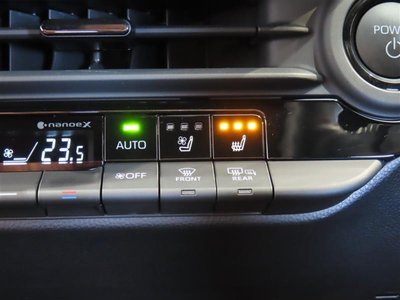 TOYOTA CROWN SPORT - 10