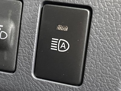 TOYOTA LAND CRUISER 70 - 3