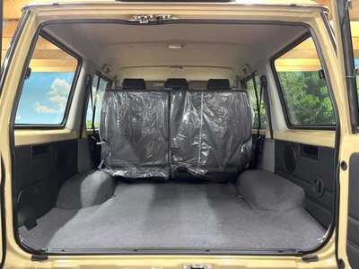 TOYOTA LAND CRUISER 70 - 10