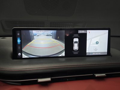 2022 Genesis GV70 — миниатюра 21