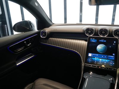 صورة مصغرة 15 لـ 2024 Mercedes-BENZ GLC AMG