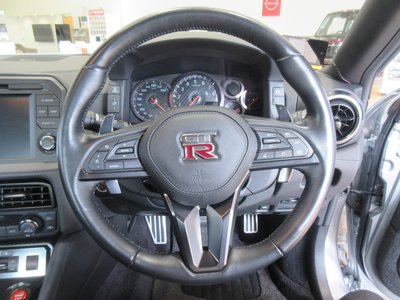 NISSAN GT-R - 7