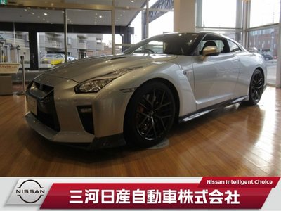 NISSAN GT-R - 2