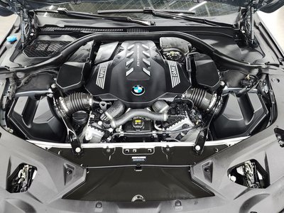 BMW 8 SERIES - 7