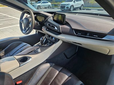 BMW I8 - 8