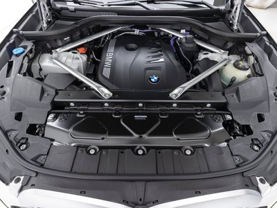2025 BMW X5 photo 7