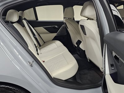 2024 BMW 5 SERIES — миниатюра 17