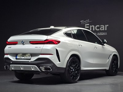 2024 BMW X6 photo 2