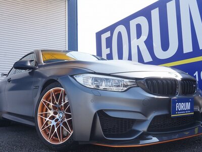 BMW M4 COUPE