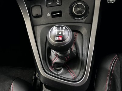 2025 Toyota GR YARIS 缩略图 13