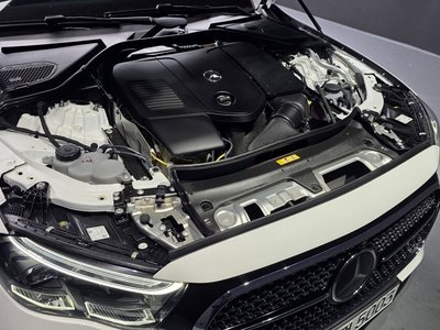 MERCEDES-BENZ E-CLASS - 7