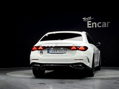 MERCEDES-BENZ E-CLASS - 3