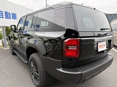 TOYOTA LAND CRUISER 250 - 8