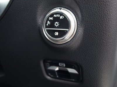 صورة مصغرة 48 لـ 2025 Mercedes-BENZ C-CLASS