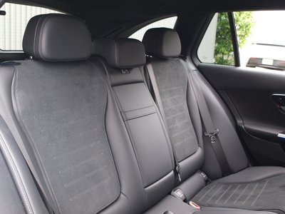 صورة مصغرة 28 لـ 2025 Mercedes-BENZ C-CLASS