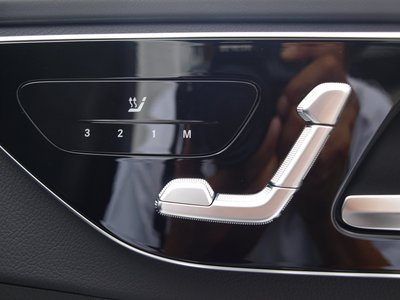 صورة مصغرة 42 لـ 2025 Mercedes-BENZ C-CLASS