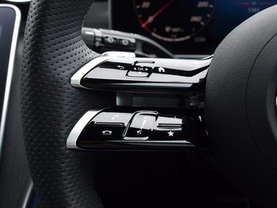 صورة مصغرة 36 لـ 2025 Mercedes-BENZ C-CLASS