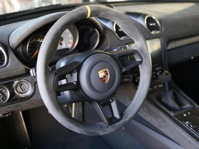 2024 Porsche 718 thumbnail 14